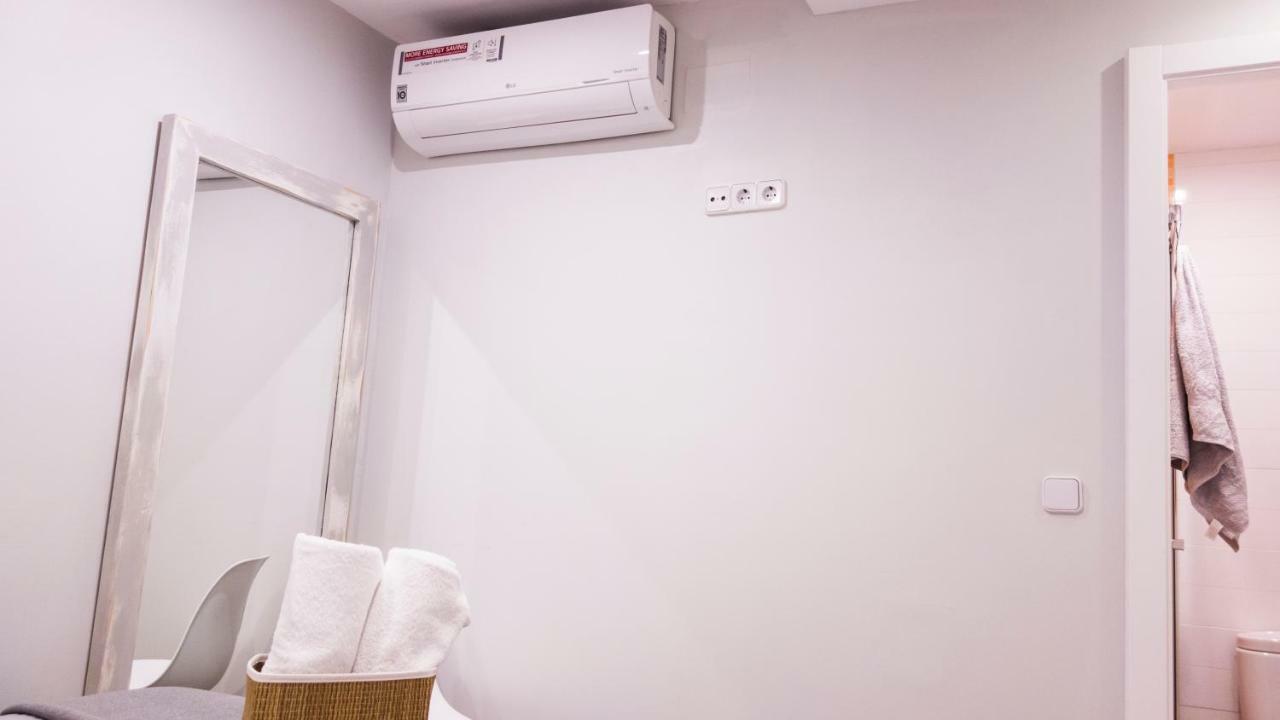 Cozy Apartment In Downtown Madrid Esterno foto